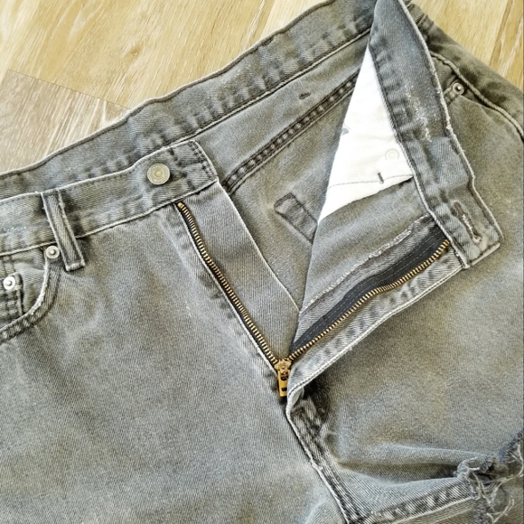 Levi's 505 Denim Jean Cutoff Shorts 10" Rise Black Wash Distressed Frayed - Picture 9 of 13